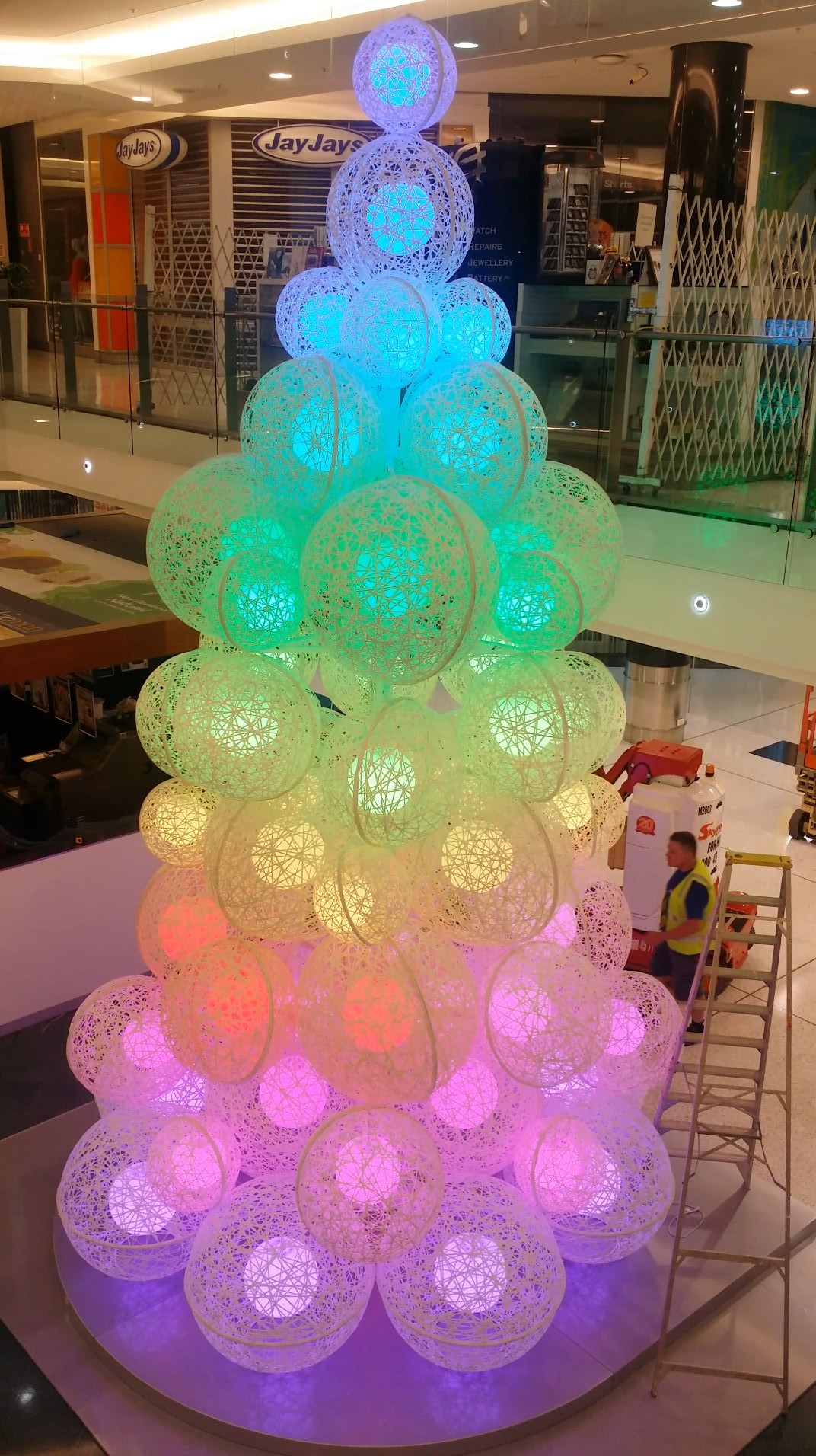 Commercial grade waterproof sphere lighting