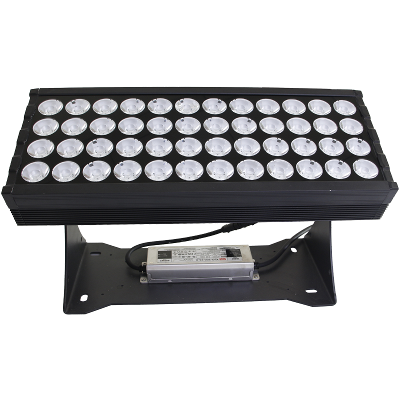 Industrial area lighting installation using multiple 200W IP66 floodlights