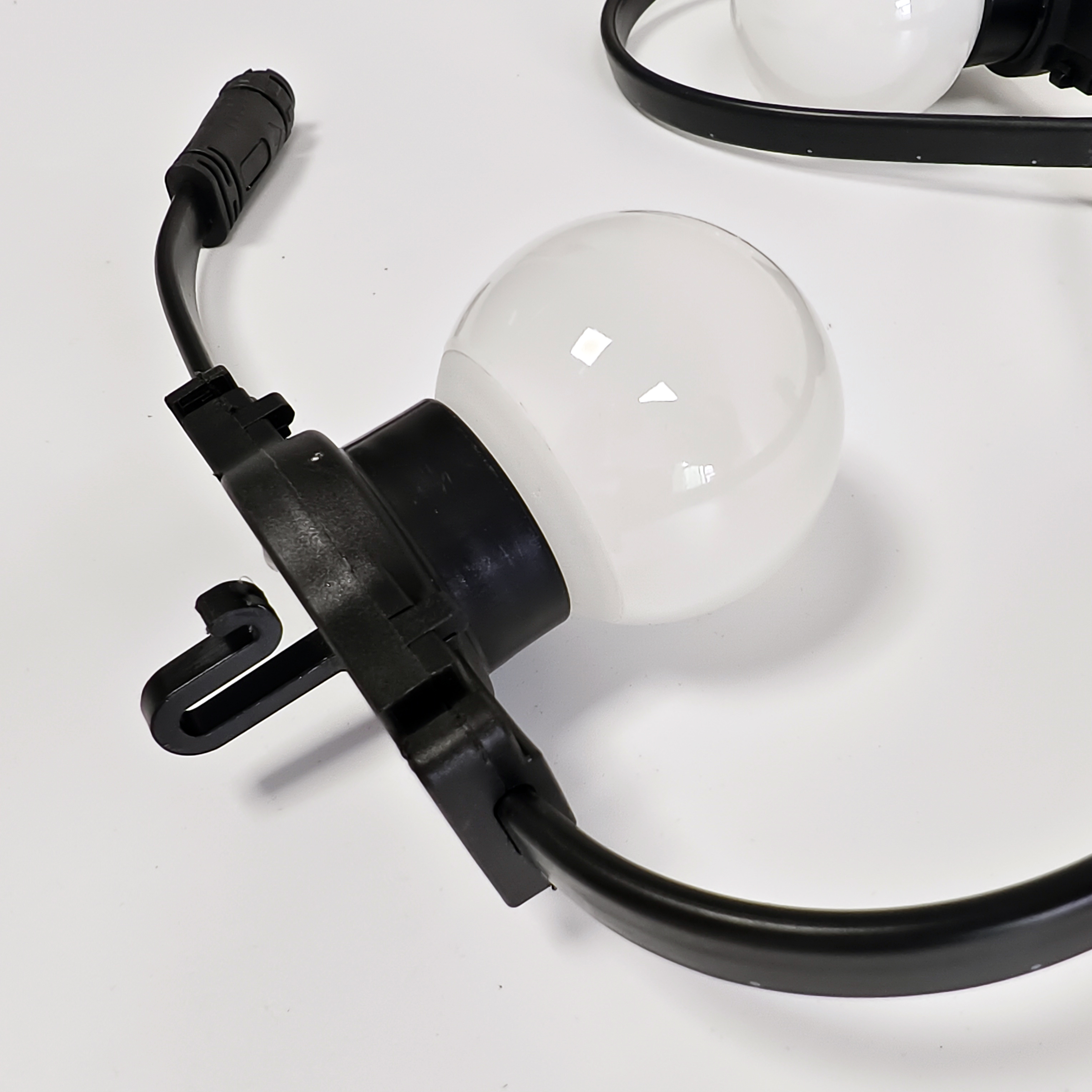 S14 String Light IP66, 360° RGB/RGBW Outdoor Lighting, Custom Bulb Manufacturer