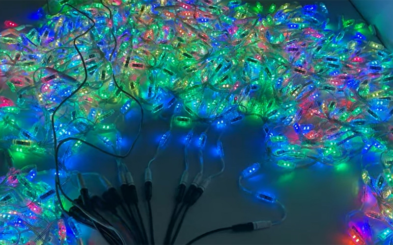 The lighting effect of Pebble Light is controlled by NEC and can produce various effects